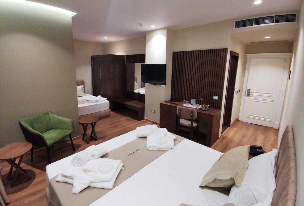 White Crown Hotel Kamez Екстер'єр фото