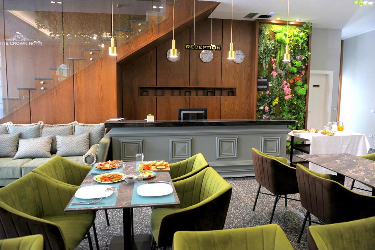 White Crown Hotel Kamez Екстер'єр фото
