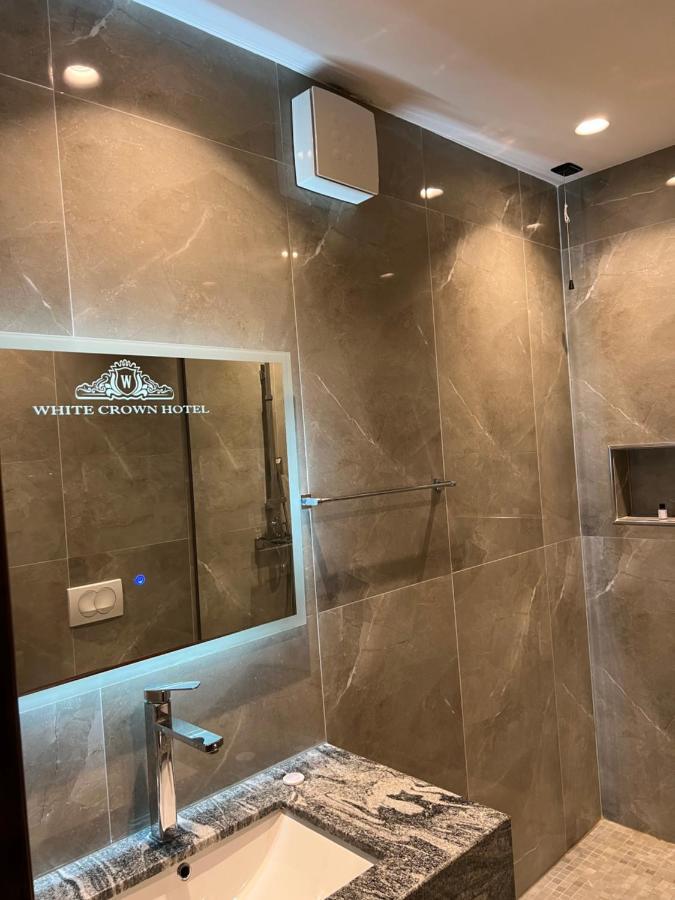 White Crown Hotel Kamez Екстер'єр фото